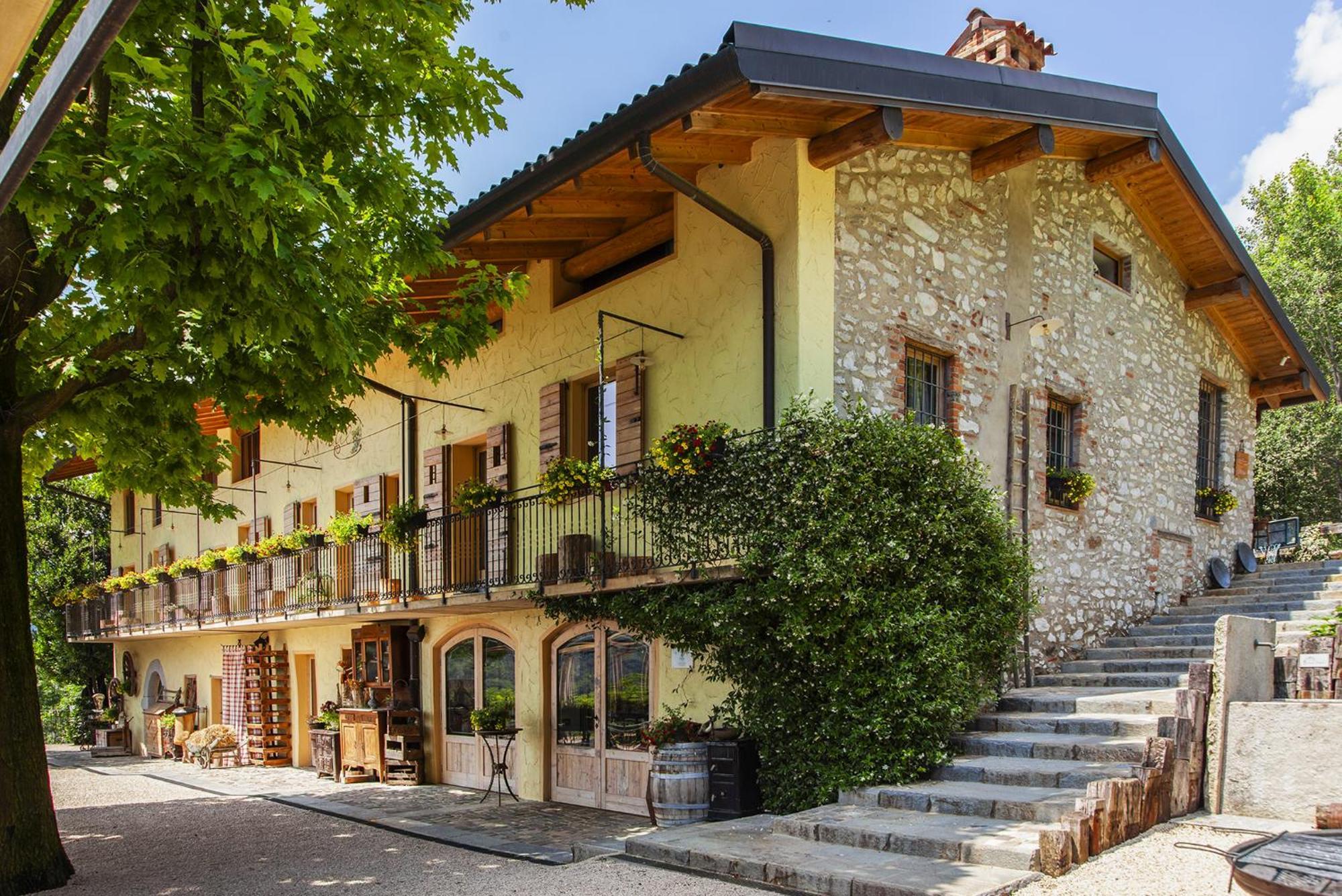 Agriturismo Ca' Fenile Alzano Lombardo Екстер'єр фото